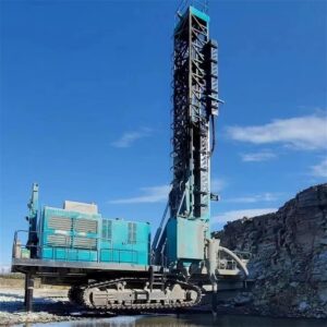 Image 1 of crawler water well drilling rig