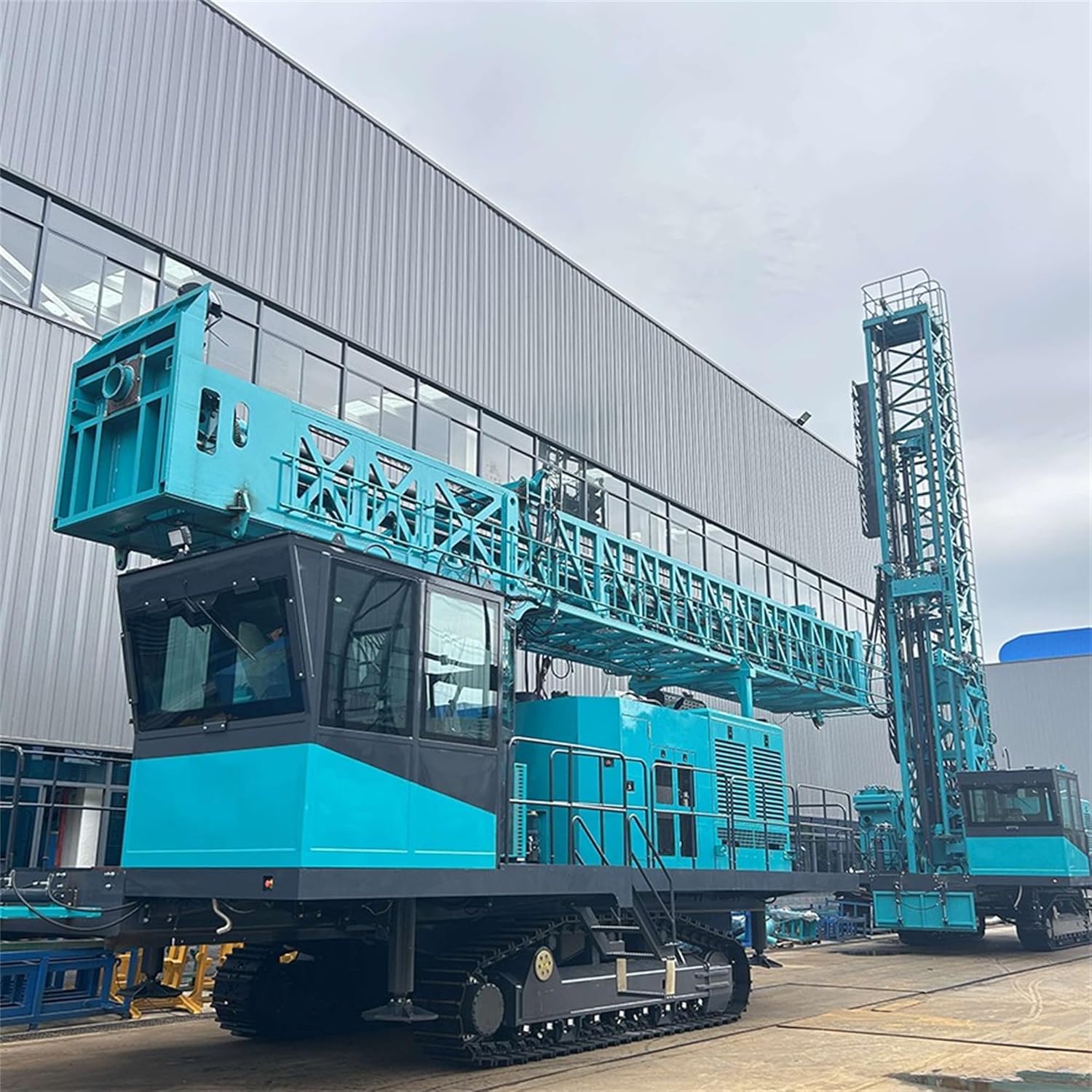 Step-by-step guide for crawler water well drilling rig,best tracked drilling equipment,crawler drilling rig pros cons,should I buy a crawler water well drilling rig,crawler water well drilling rig vs truck mounted,crawler well drilling machine worth buying - complete tutorial